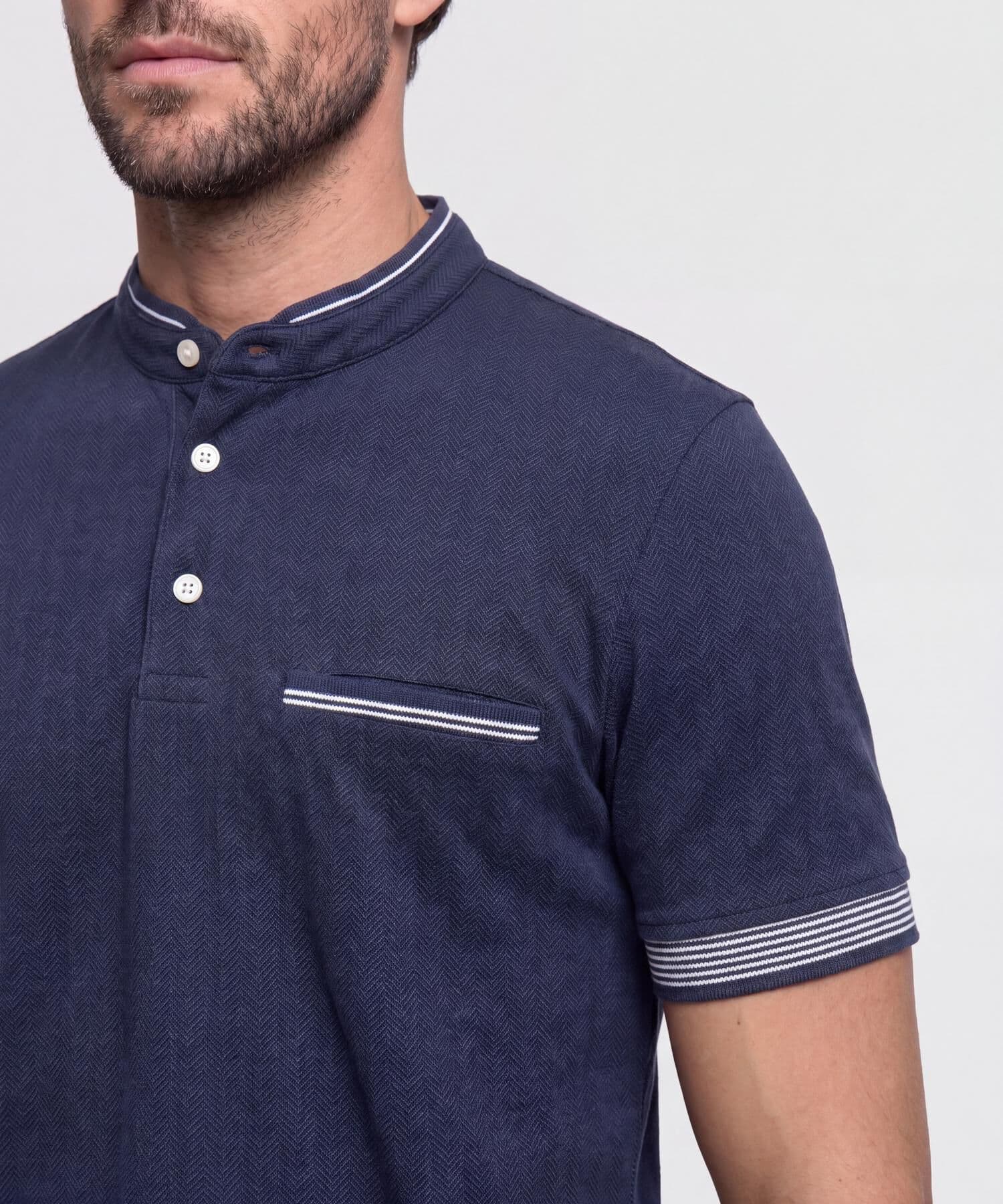 Polo Violeta Relajado azul marino para hombre, vista 3