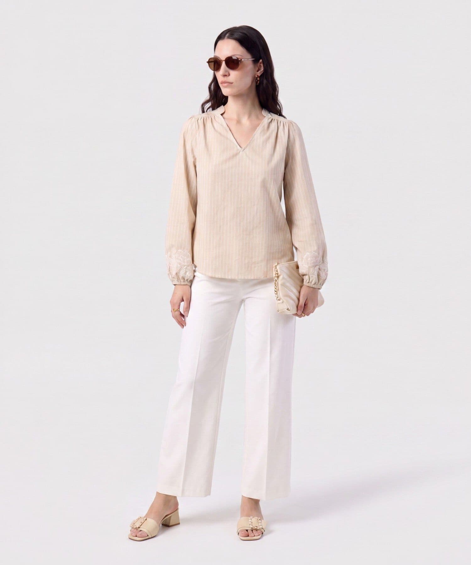 Blusa Tierra Sastre arena para mujer, vista 2