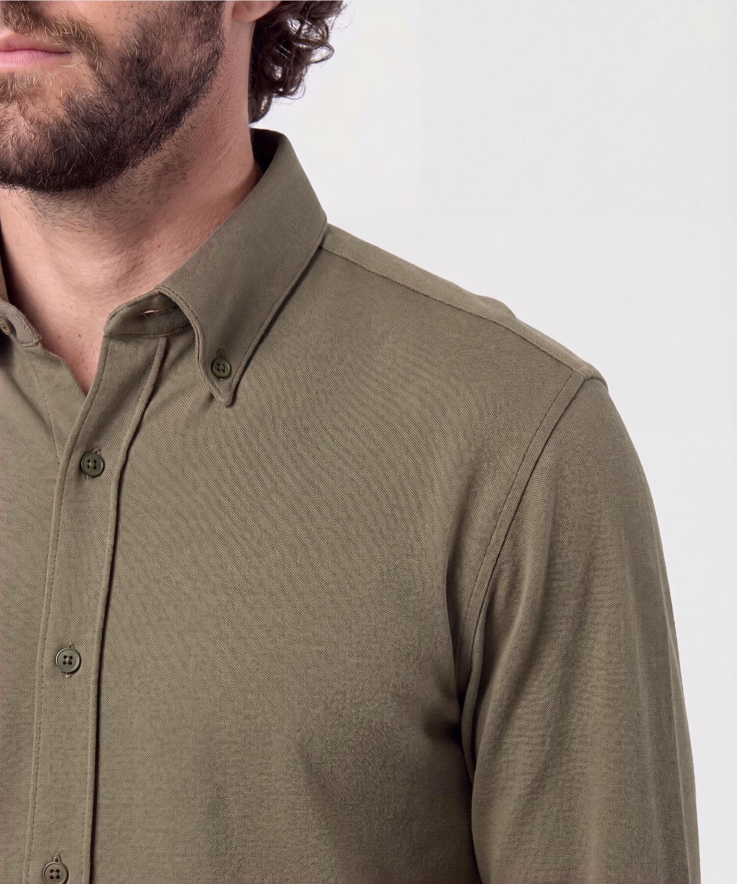 Camisa Valle Esencial verde oliva para hombre, vista 3