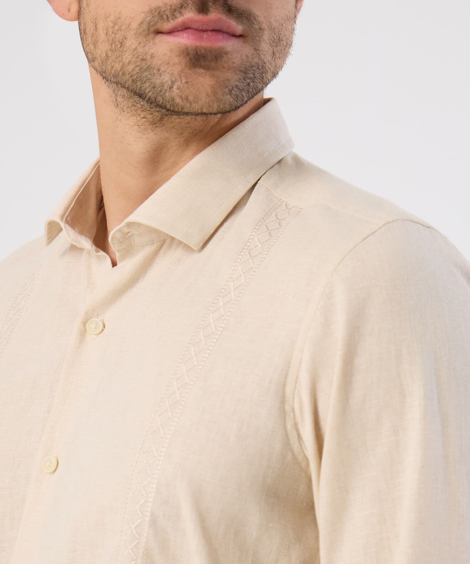 Camisa Dorada Minimalista arena para hombre, vista 3