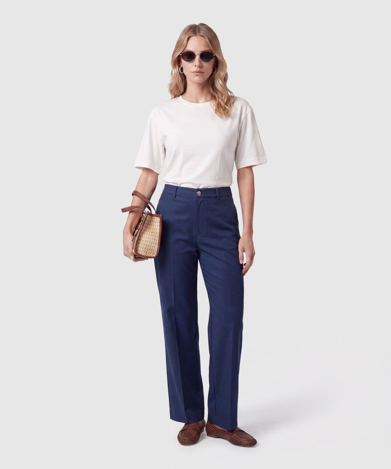 Camiseta Orquídea Suave blanco para mujer, vista 2