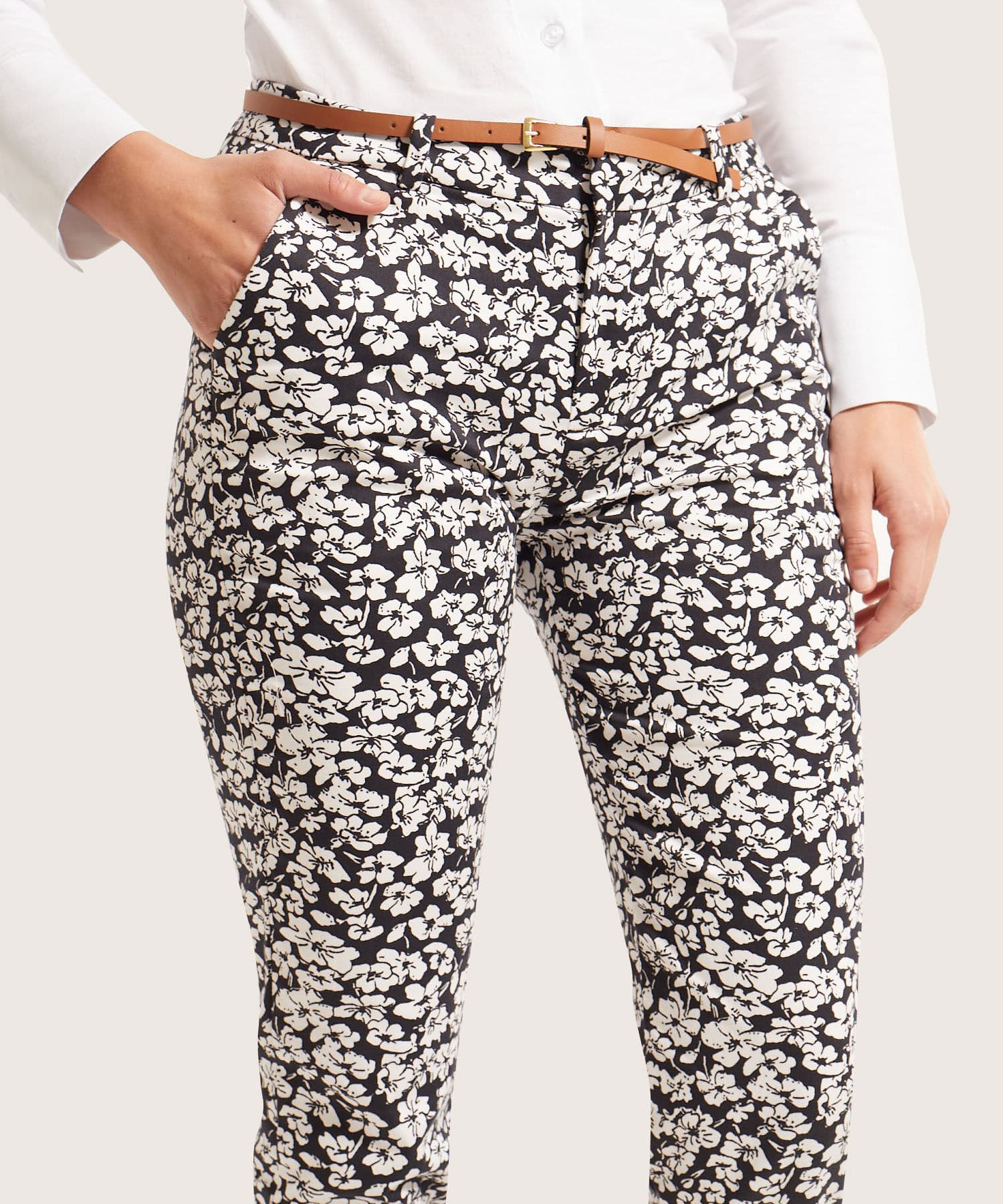 Pantalón Oliva de Viaje negro para mujer, vista 3