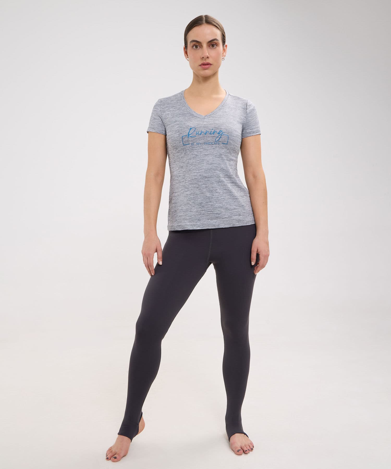 Camiseta Granada Esencial gris humo para mujer, vista 2