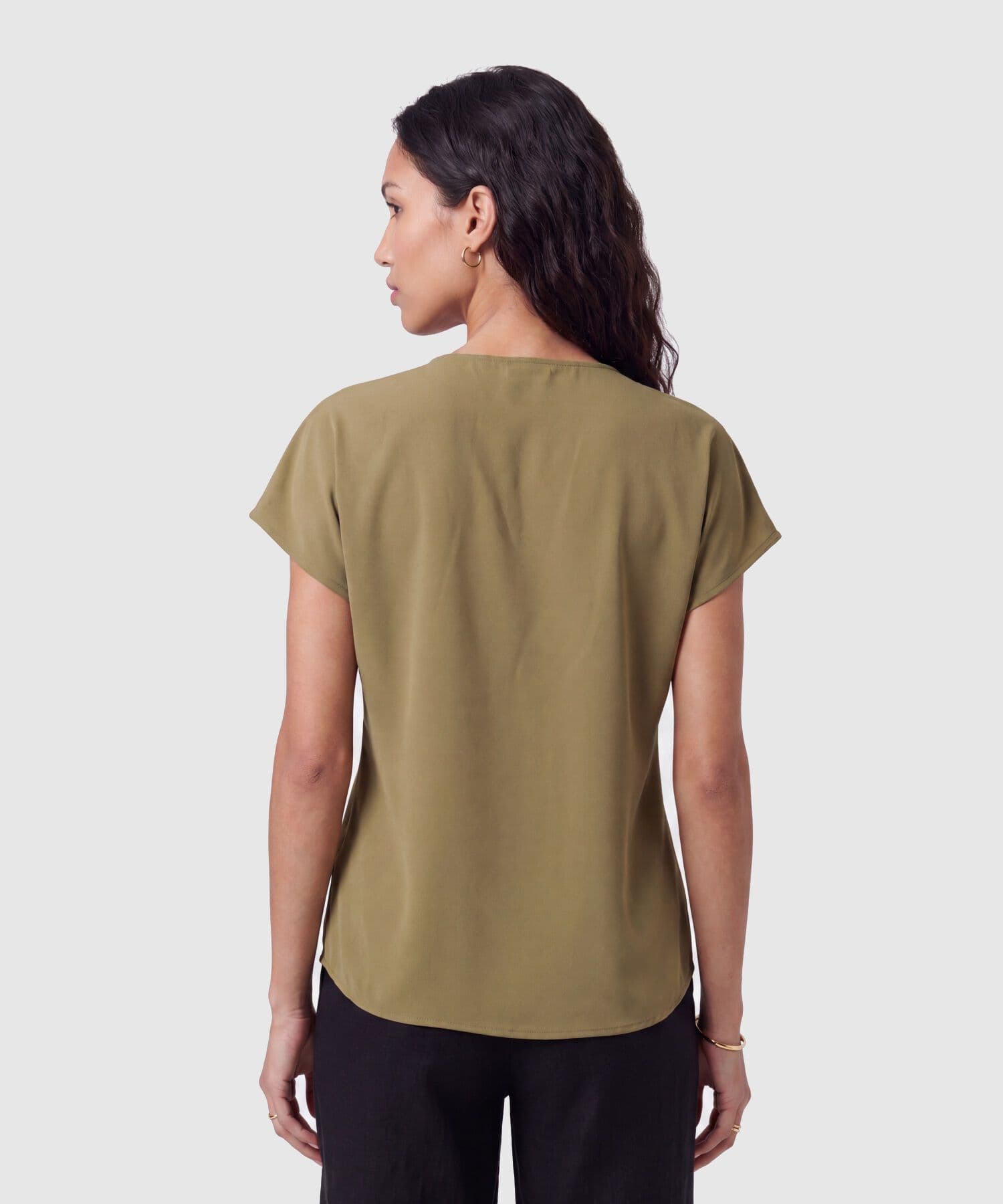 Blusa Oliva Edición Lino verde oliva para mujer, vista 4