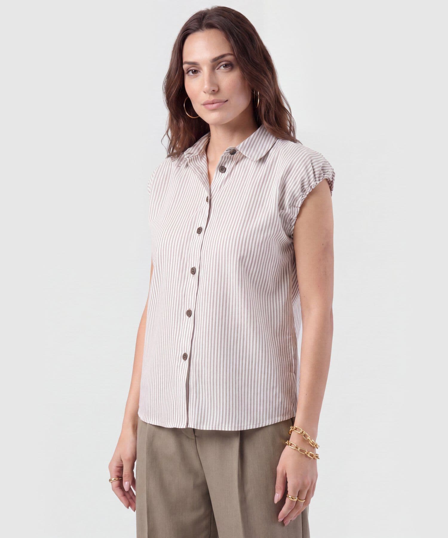 Camisa Cauce Texturizado café para mujer, vista principal