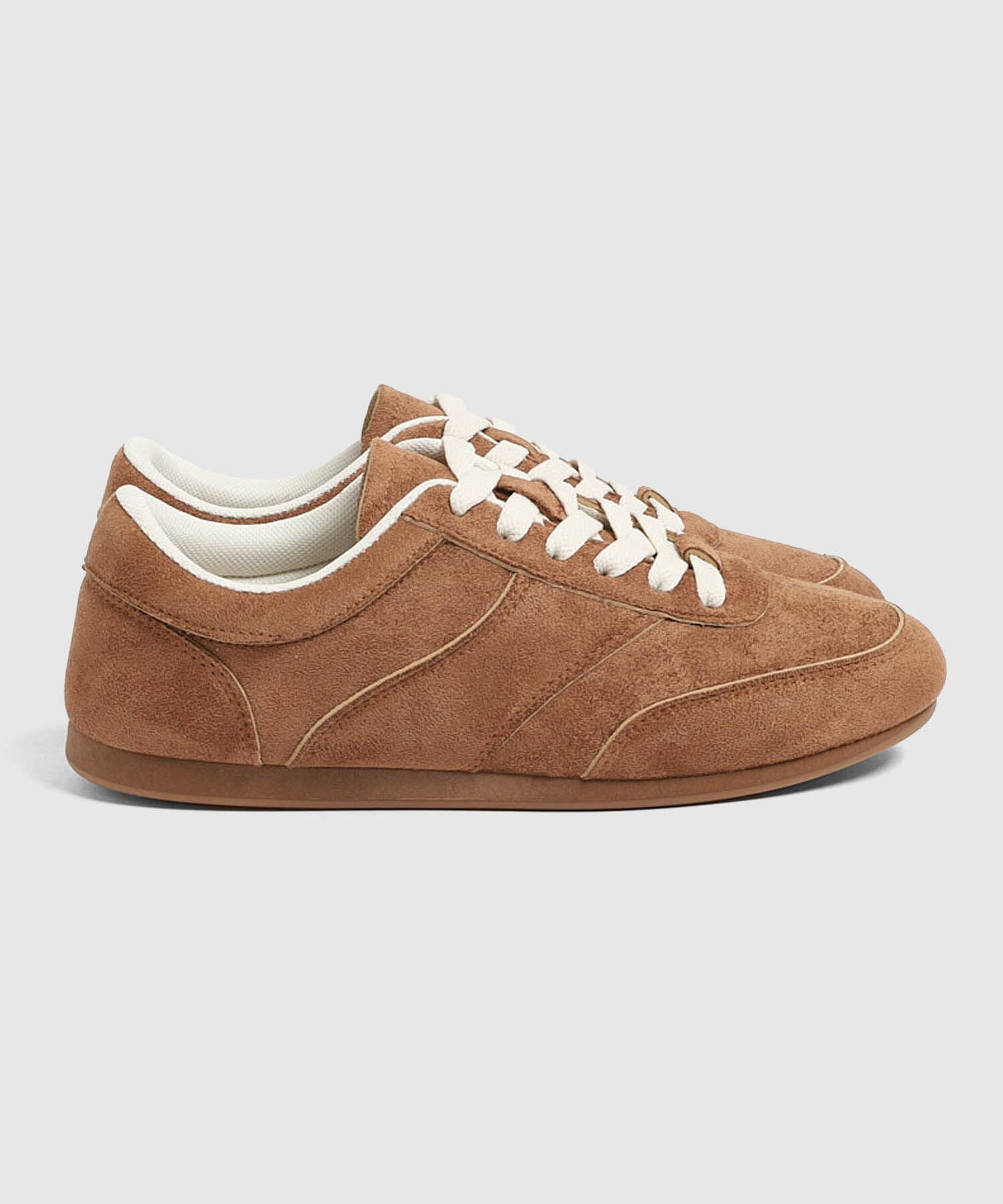 Tenis Carmín Esencial café para mujer, vista 2