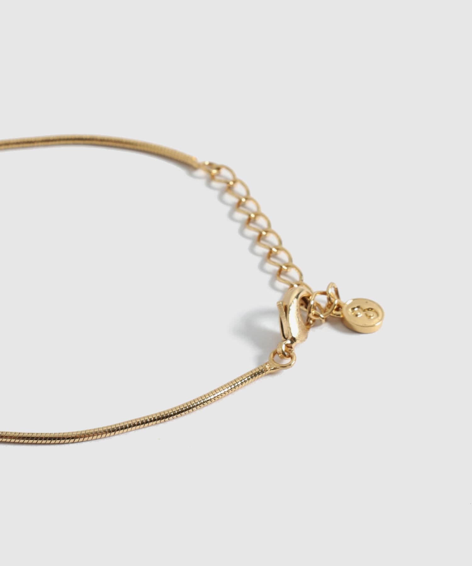 Pulsera Cauce Contemporáneo dorado para mujer, vista 3