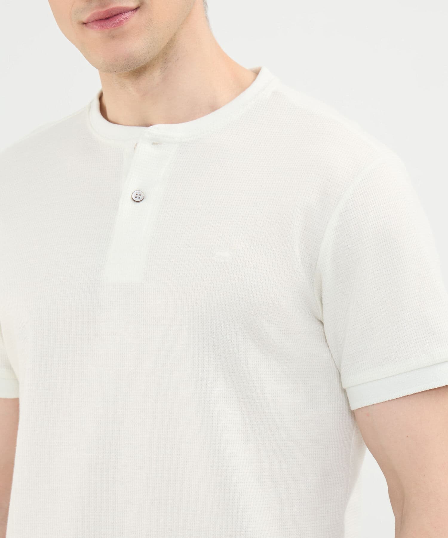 Camiseta Celeste Minimalista blanco para hombre, vista 3