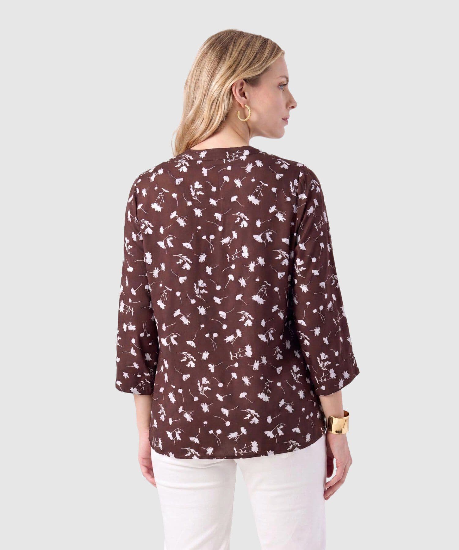 Blusa Valentina Minimalista café para mujer, vista 4