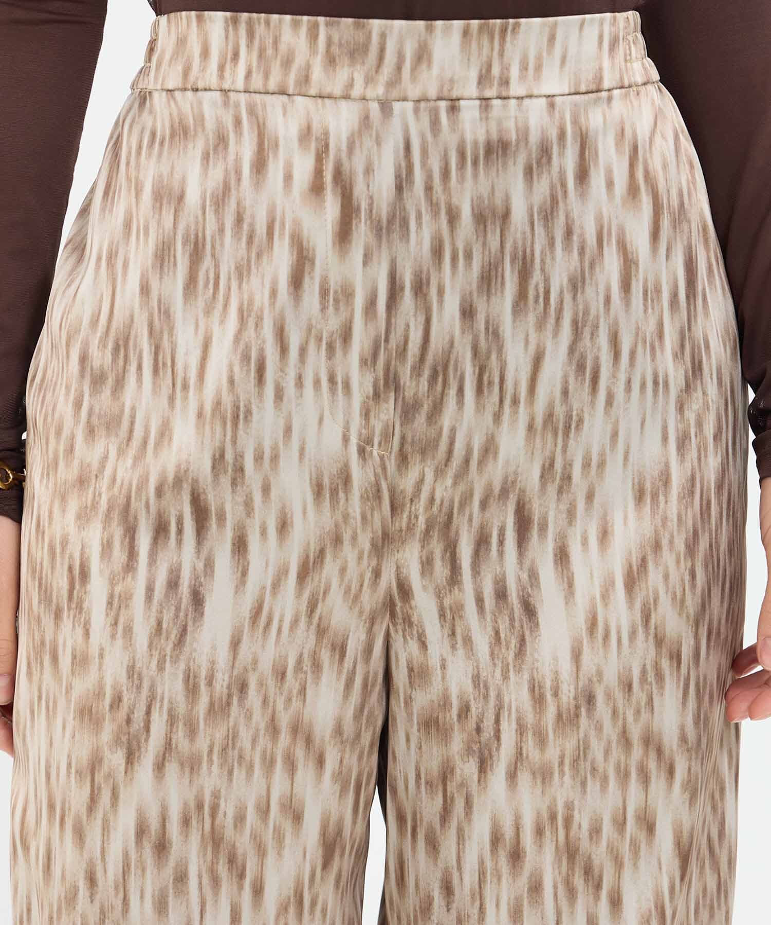 Pantalón Oliva de Noche arena para mujer, vista 2