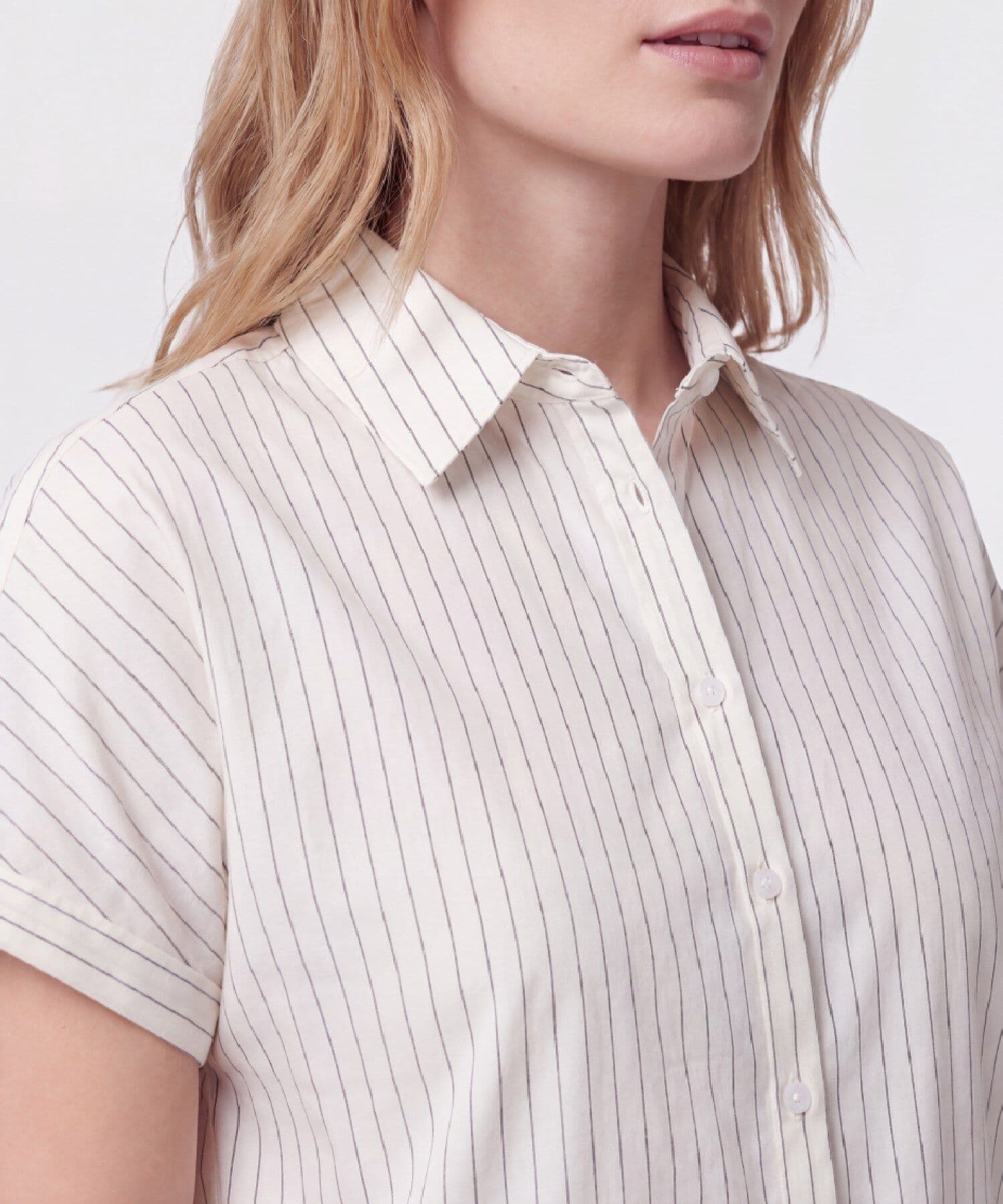 Camisa Violeta Relajado blanco para mujer, vista 3