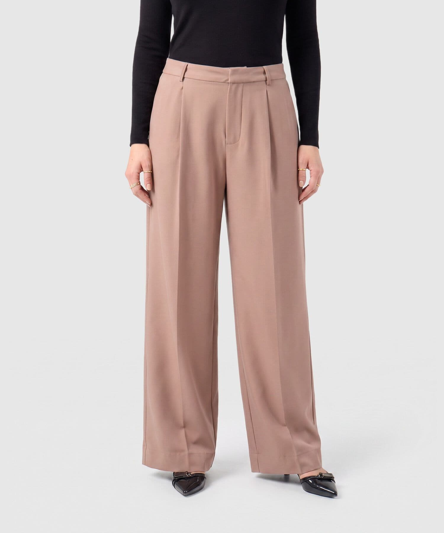 Pantalón Dorada Texturizado café para mujer, vista principal