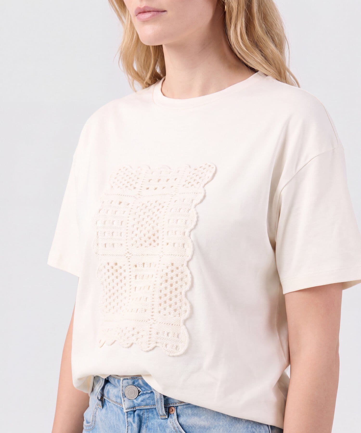 Camiseta Encanto Fluido arena para mujer, vista 3