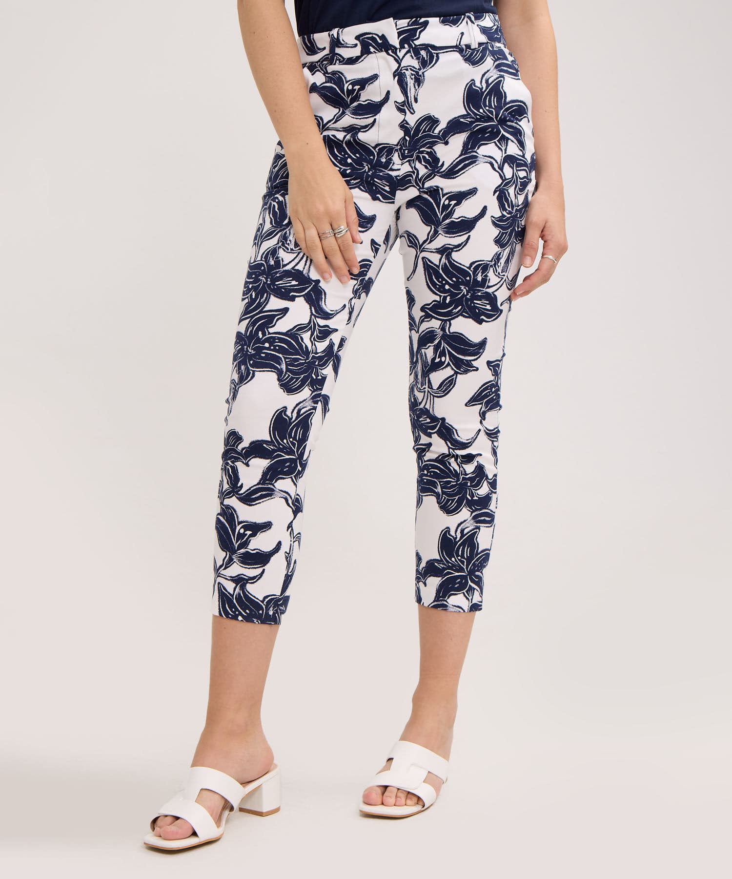 Pantalón Cobalto Minimalista azul marino para mujer, vista principal