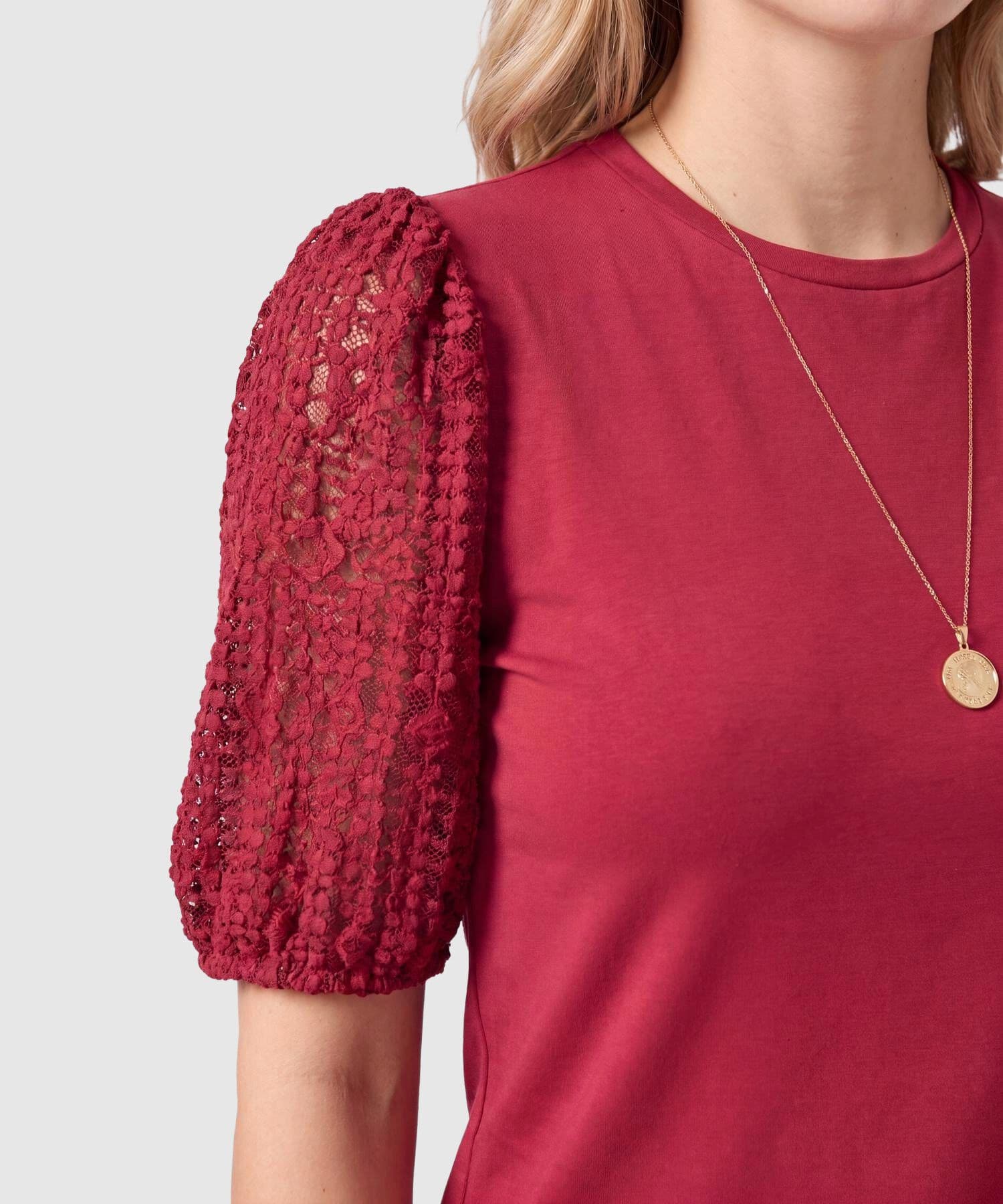 Camiseta Oliva de Ciudad rojo granada para mujer, vista 3