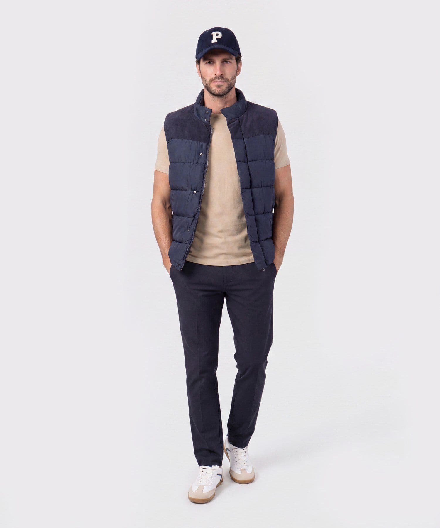 Camiseta Encanto de Viaje café para hombre, vista 2