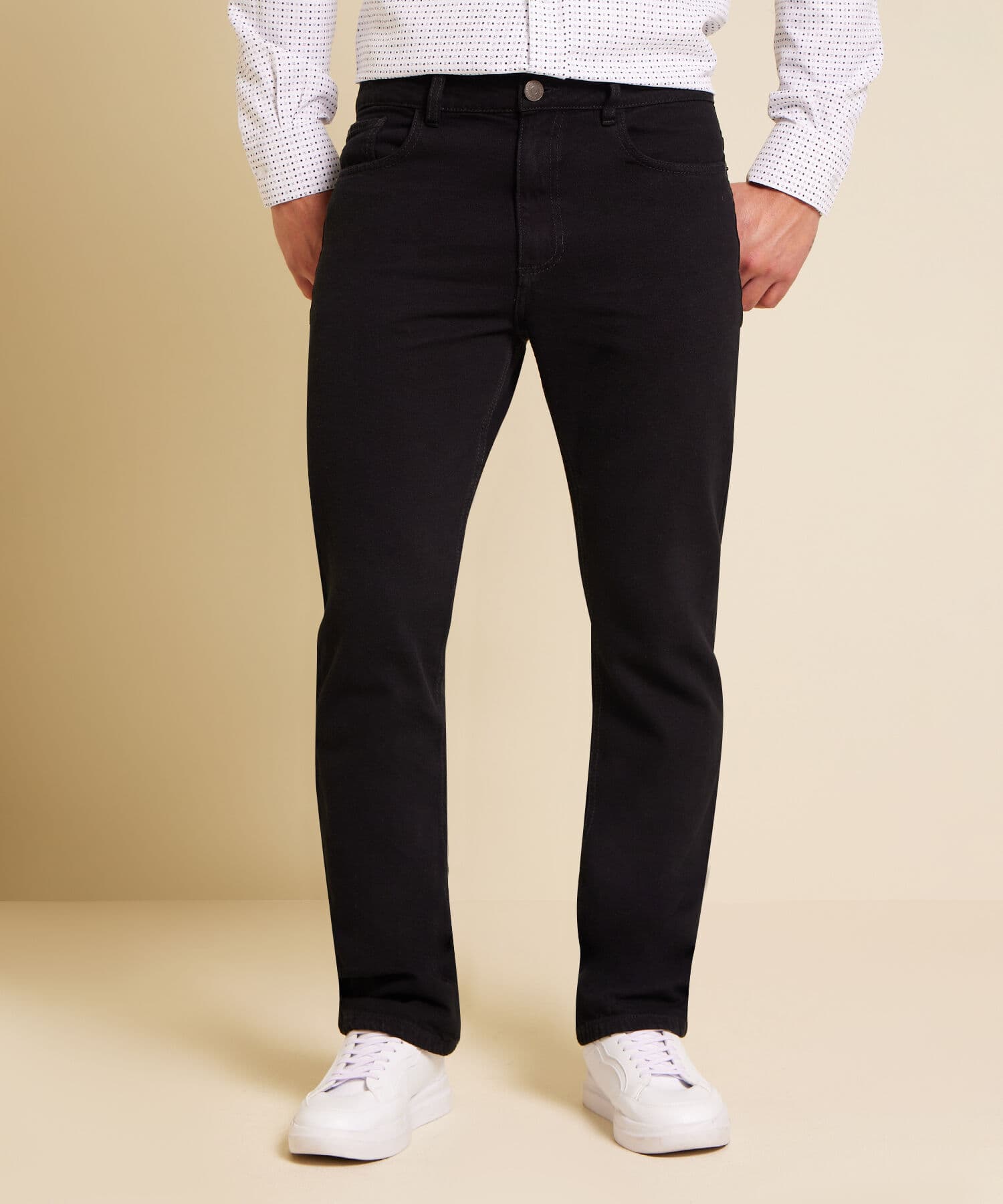 Jean Solana Minimalista negro para hombre, vista principal