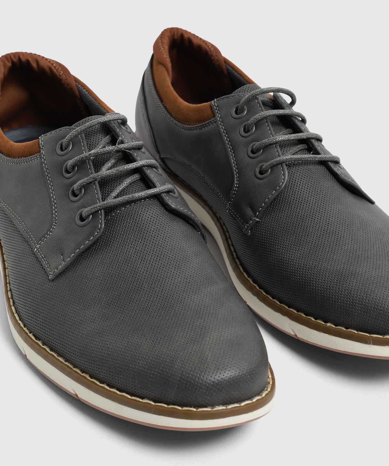 Zapatos Carmín Esencial gris humo para hombre, vista 3