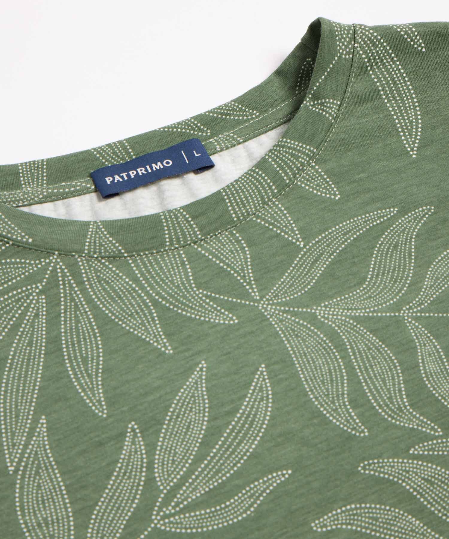 Camiseta Brisa Minimalista verde oliva para mujer, vista 2