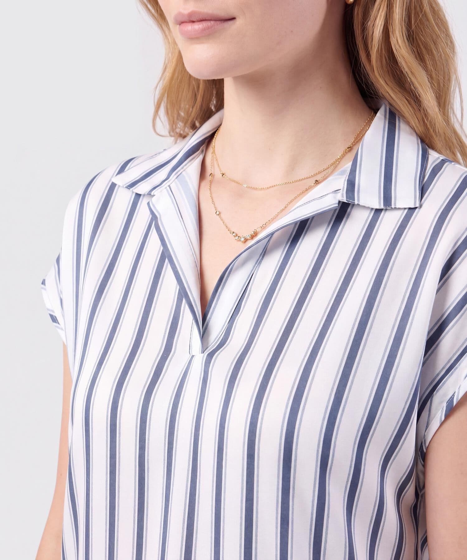 Blusa Encanto Clásico azul marino para mujer, vista 3