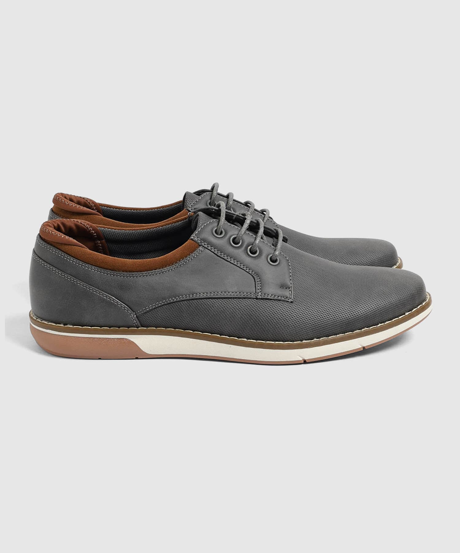 Zapatos Carmín Esencial gris humo para hombre, vista 2