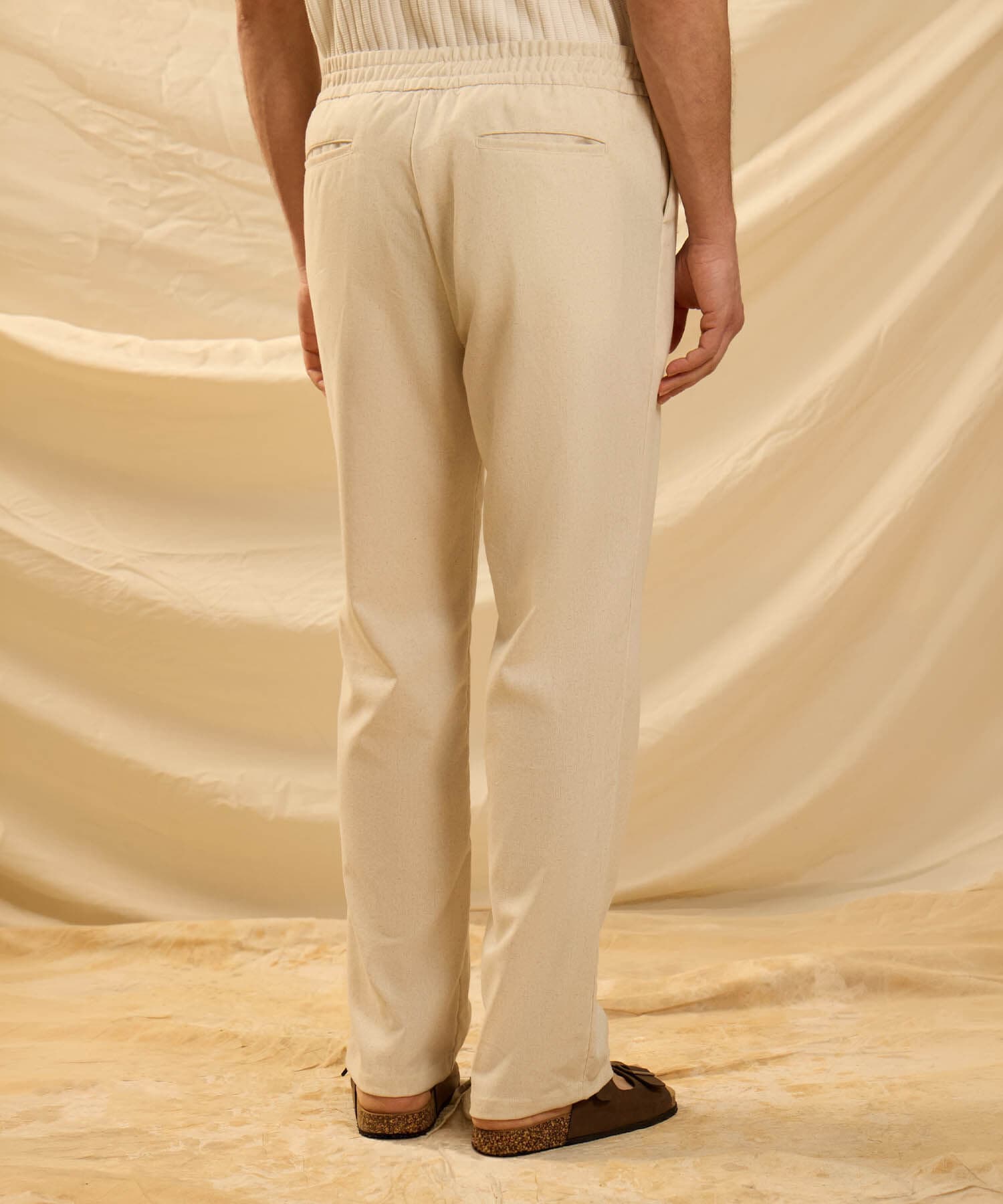 Pantalón Río Contemporáneo negro para hombre, vista 4