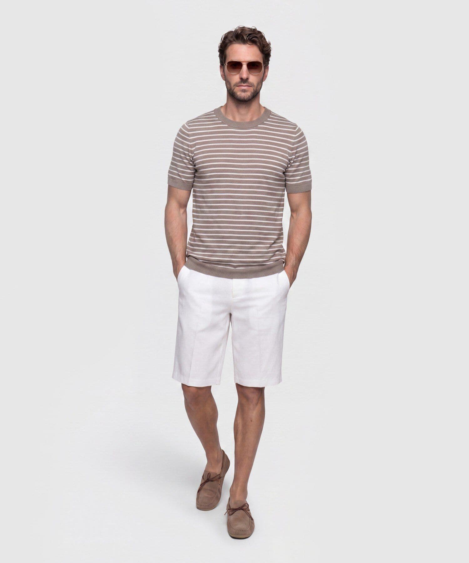 Camiseta Marfil Clásico verde oliva para hombre, vista 2