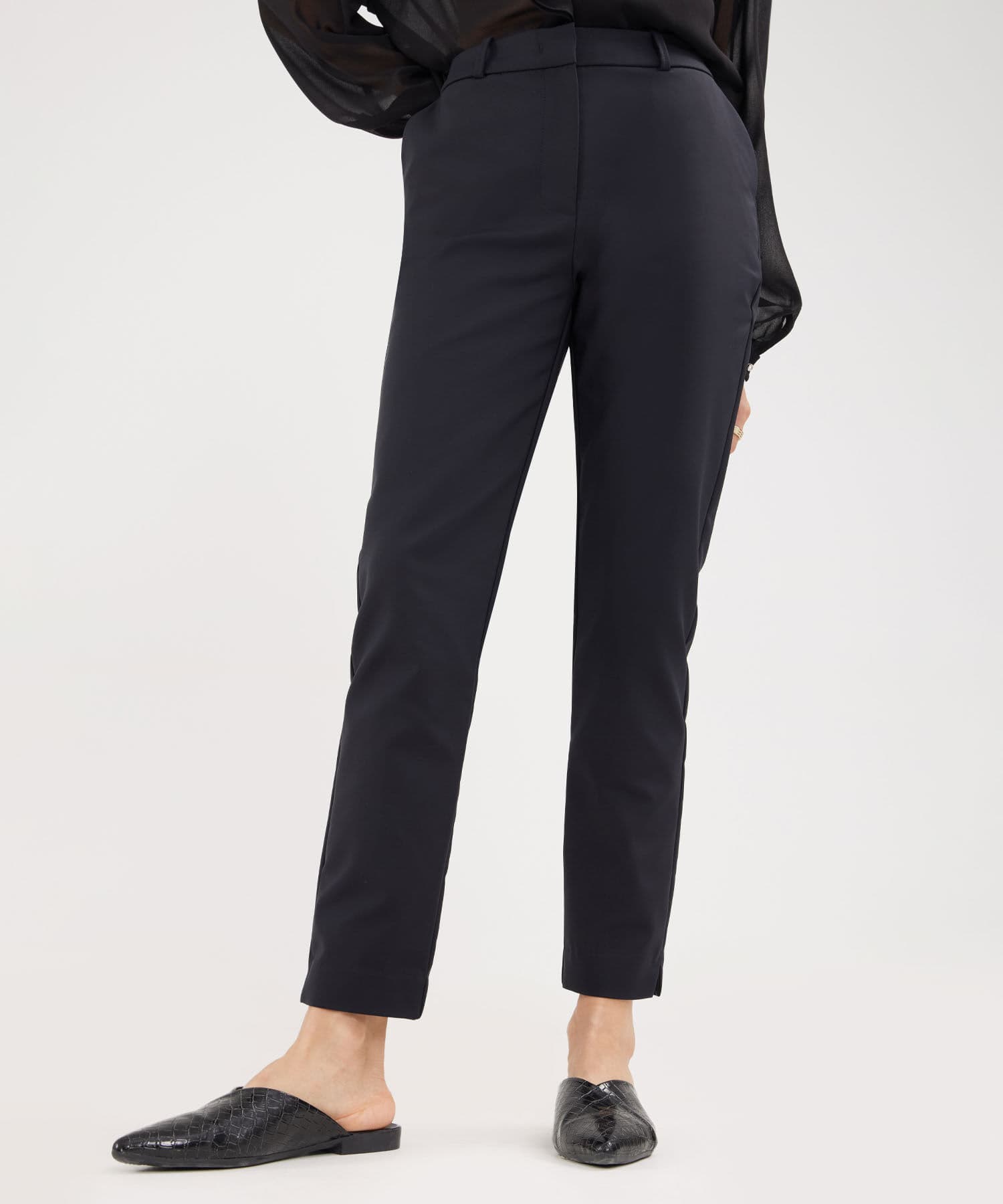 Pantalón Bahía de Noche negro para mujer, vista principal