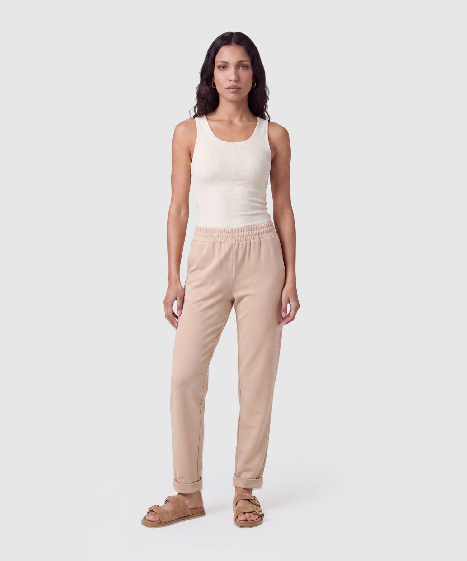 Pantalón Guayacán Esencial arena para mujer, vista 2