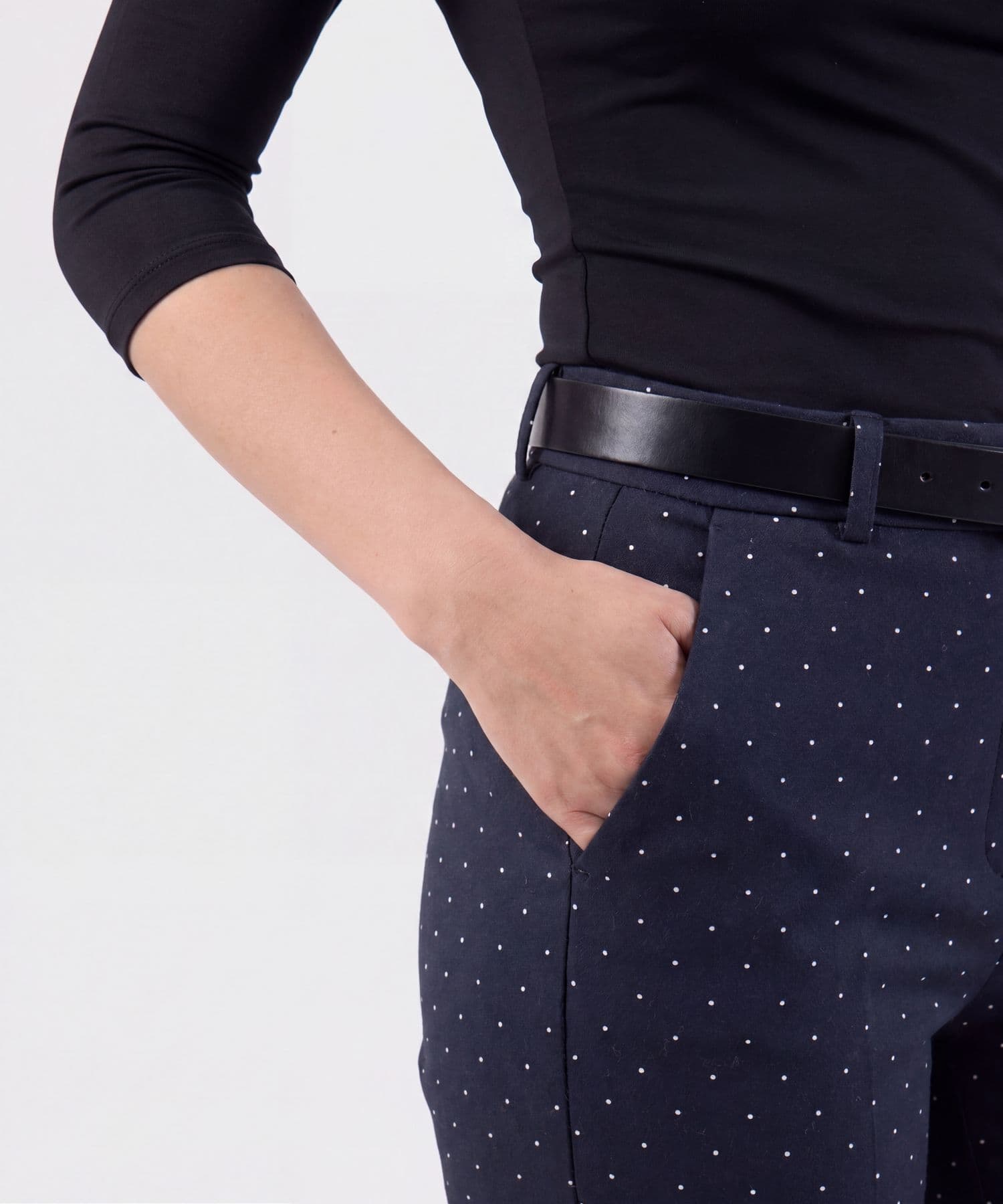 Pantalón Río Sastre negro para mujer, vista 3