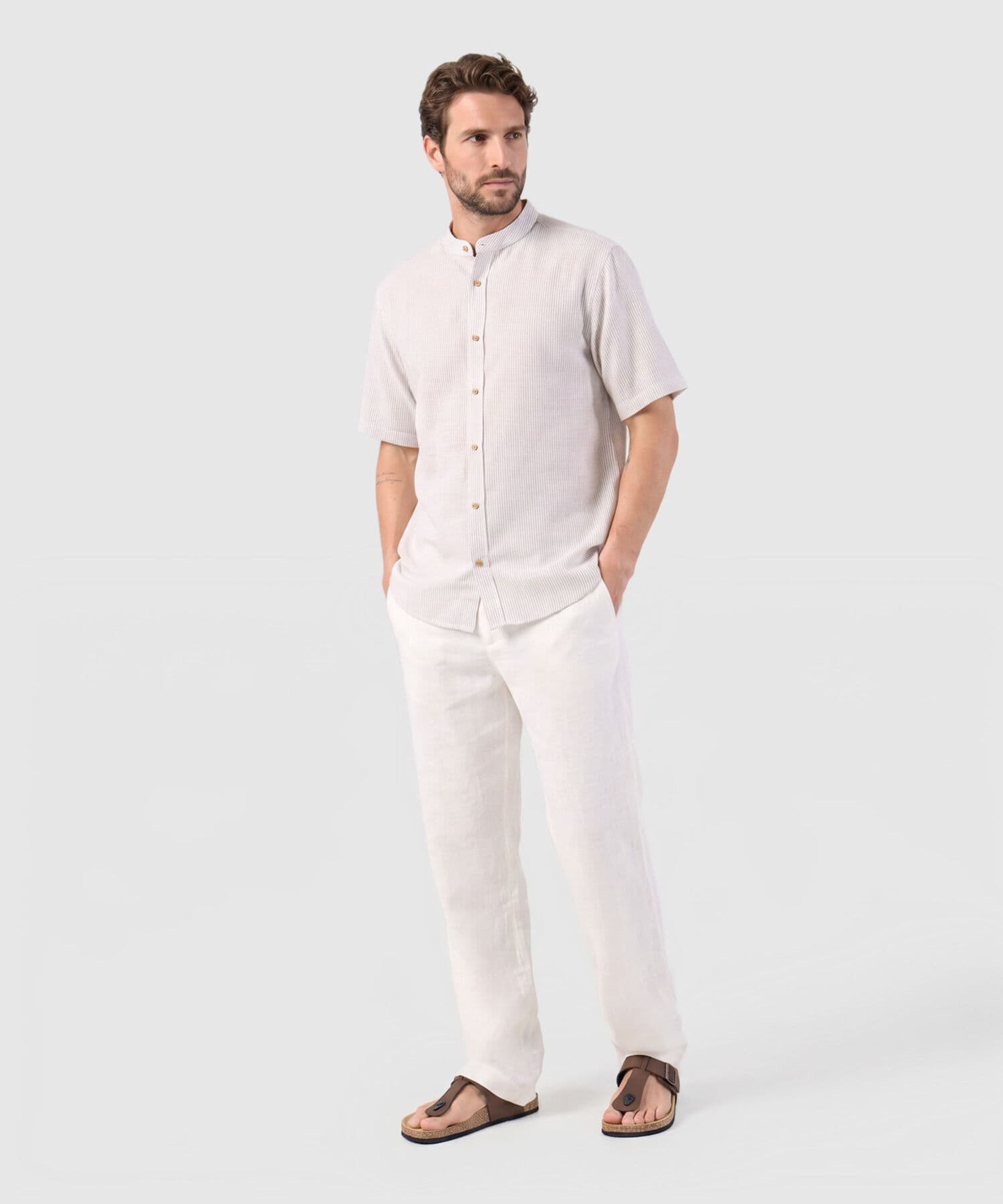 Camisa Encanto Sastre café para hombre, vista 2