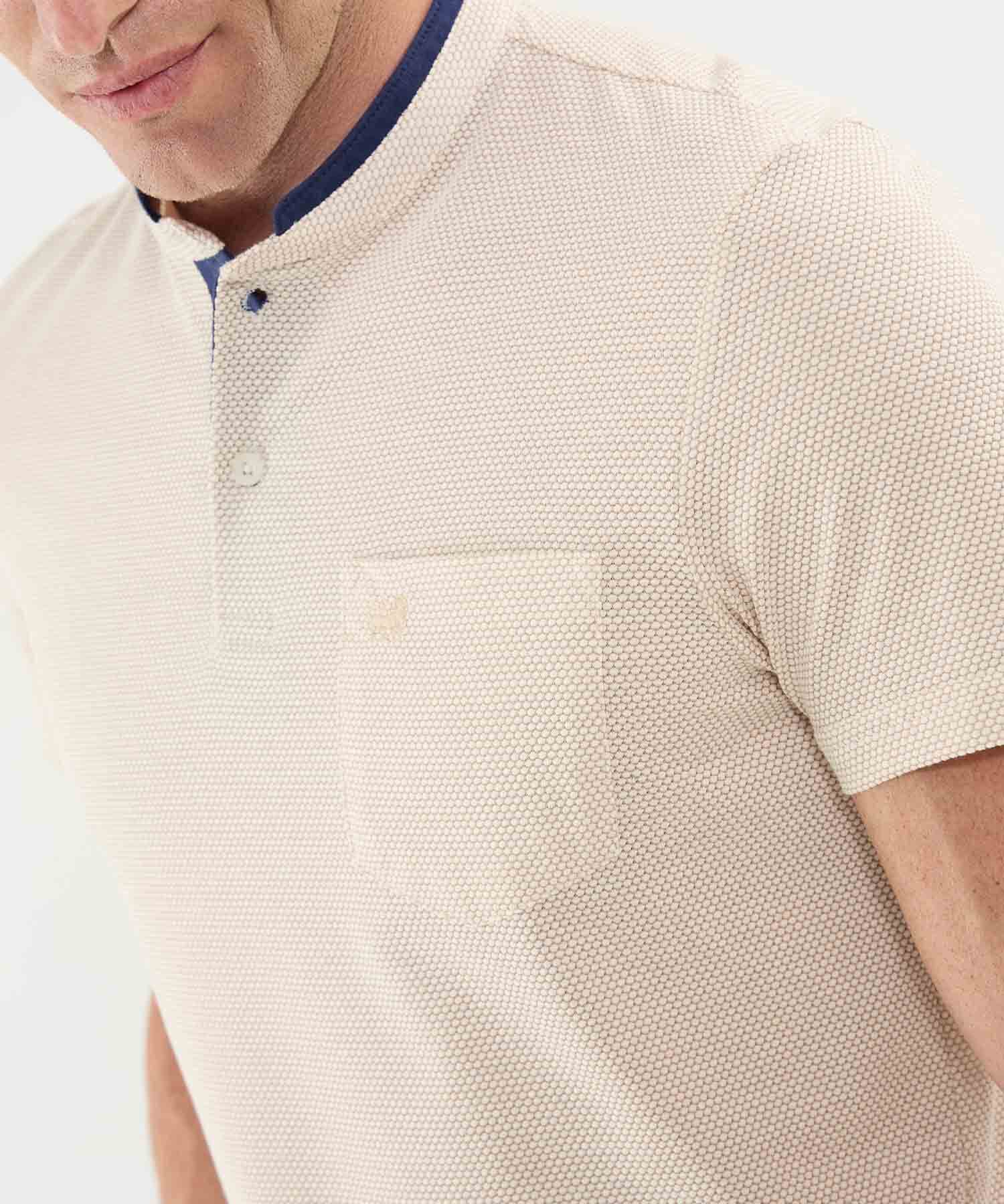 Polo Valentina Texturizado camel para hombre, vista 3