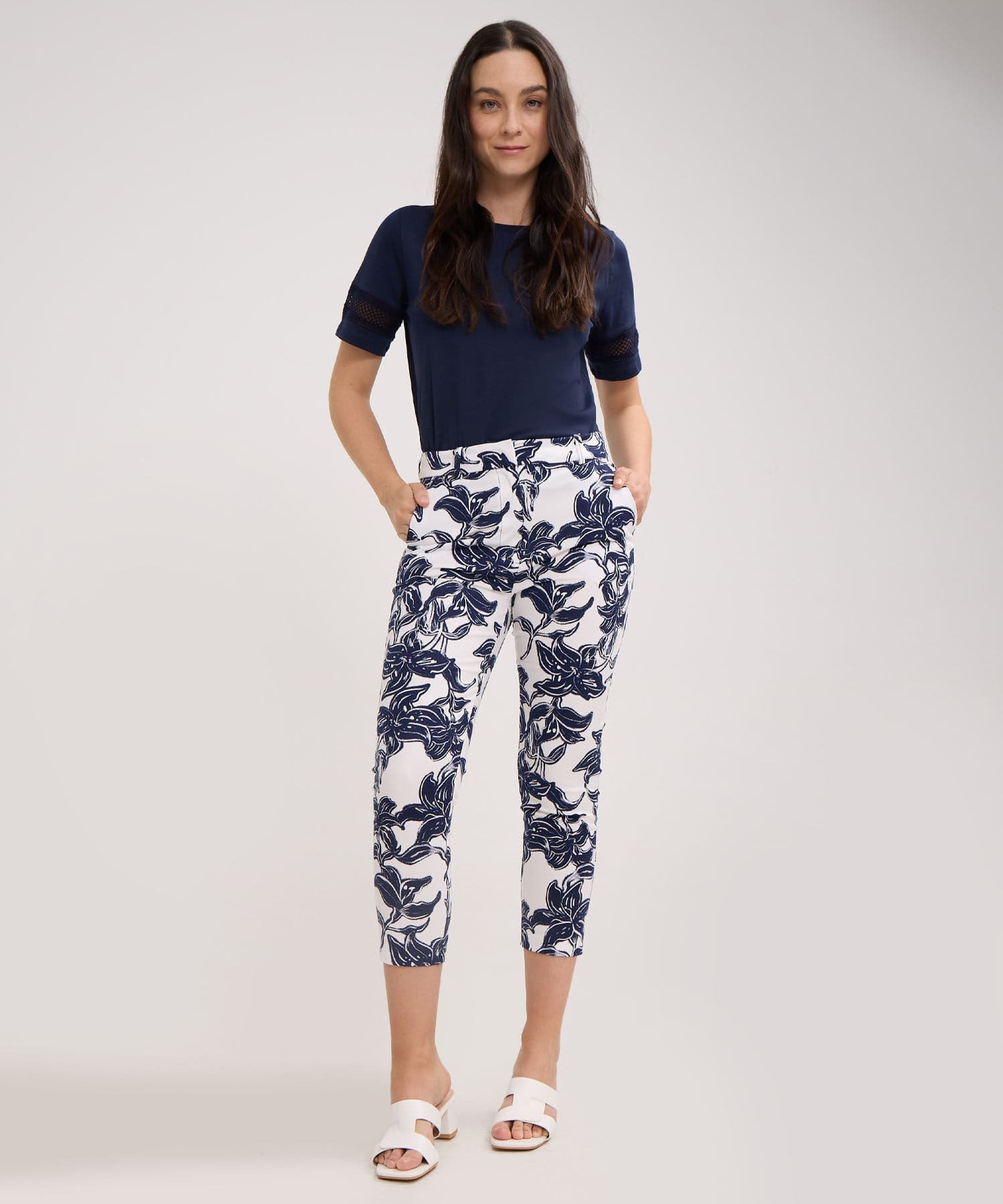 Pantalón Selva Relajado azul marino para mujer, vista 2